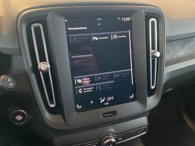 Volvo XC40 Core Momentum T3