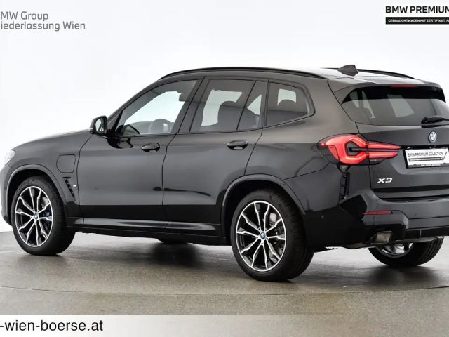 BMW X3 xDrive30e