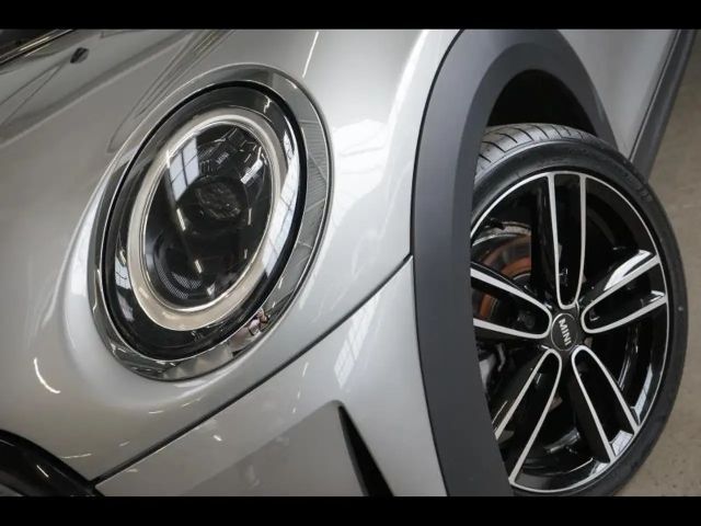 MINI Cooper AUTOMAAT - NAVI - LED