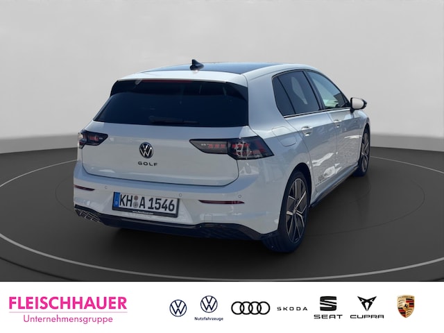 Volkswagen Golf 1.5 eTSI Golf VIII R-Line
