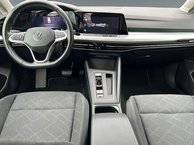 Volkswagen Golf 1.5 eTSI DSG Life Variant