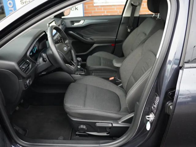 Ford Focus Active EcoBoost