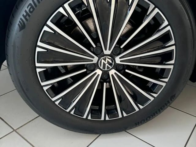 Volkswagen Passat Elegance