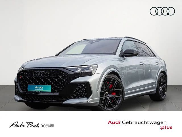 Audi RS Q8 Performance