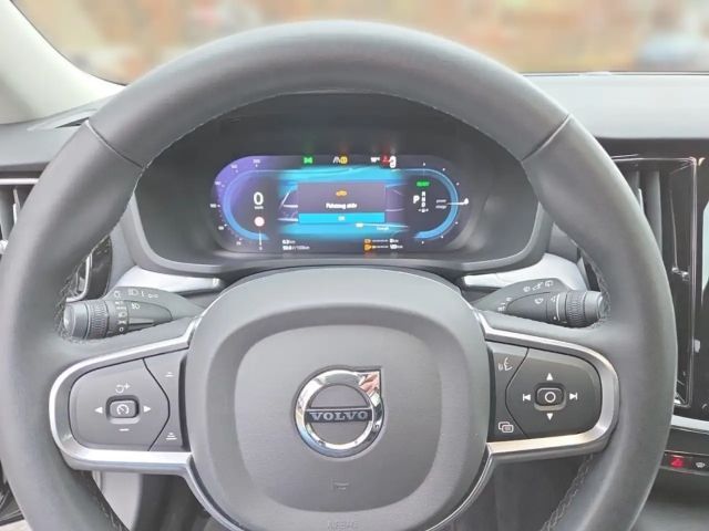 Volvo V60 AWD Core Hybrid T6