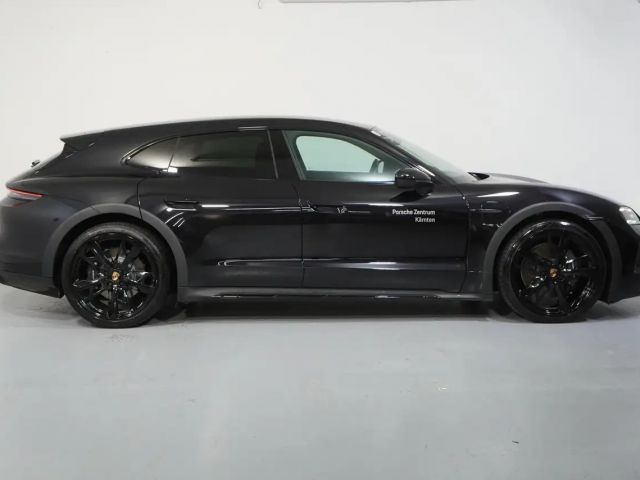 Porsche Taycan 4 Cross Turismo