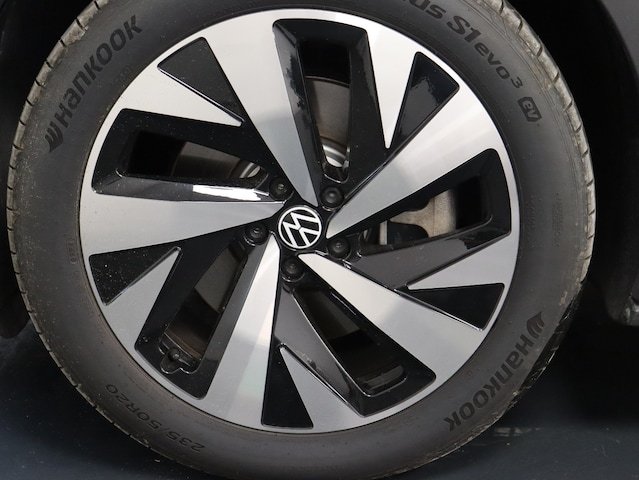 Volkswagen ID.4 |AHK|CarPlay|HUD|LM|el.Heck|3xKlima|LED