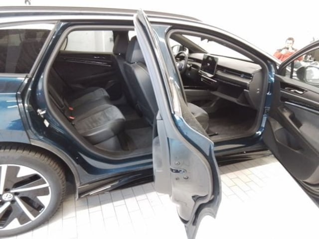 Volkswagen ID.7 IQ.Drive Pro Tourer