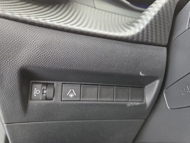 Peugeot 2008 Allure Pack EAT8 PureTech
