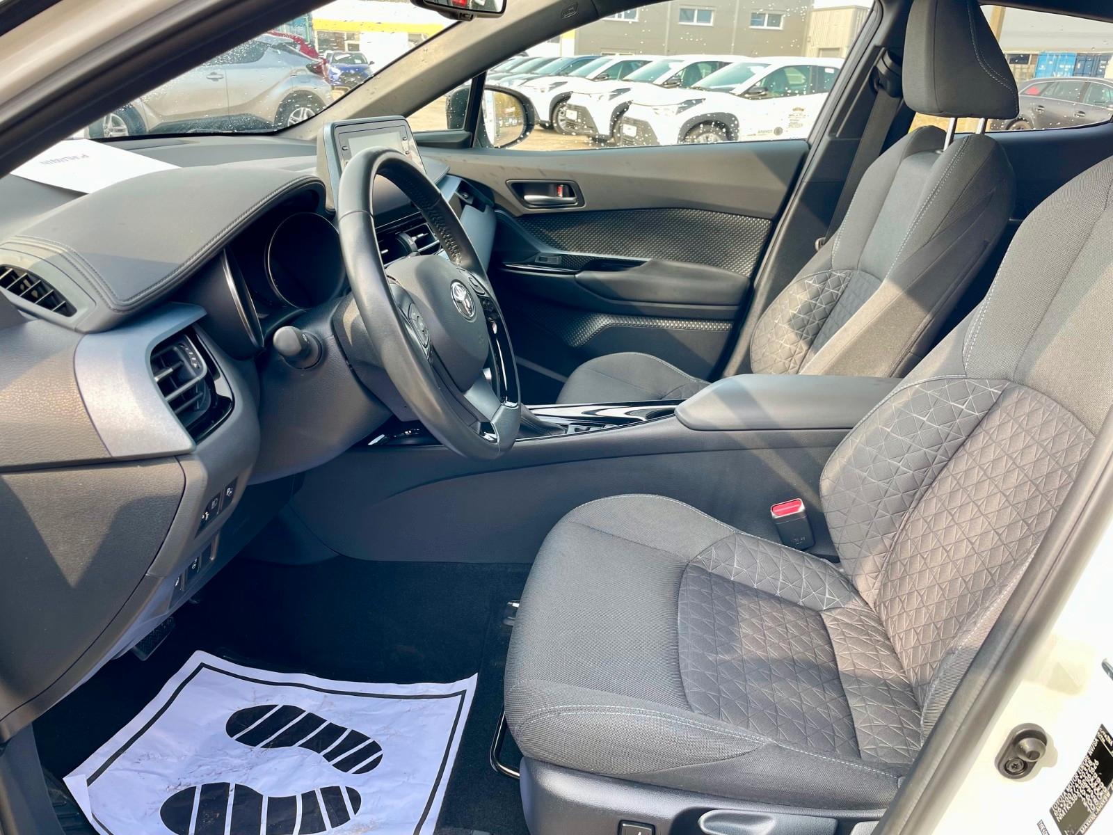 Toyota C-HR Hybride Team D