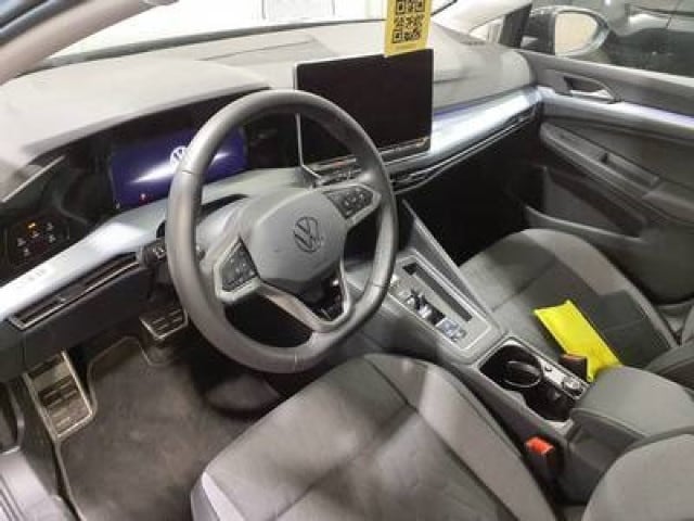 Volkswagen Golf 1.5 eTSI Golf VIII