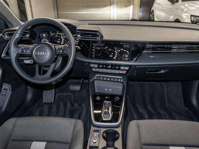 Audi A3 30 TFSI S-Tronic Sportback