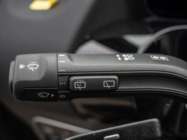 Mercedes-Benz B 200 Sedan