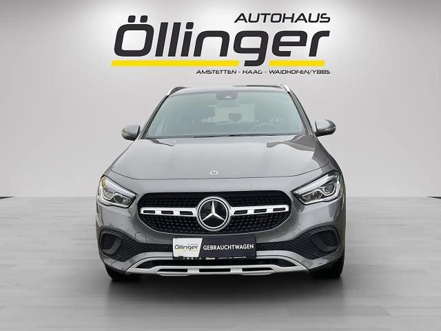 Mercedes-Benz GLA 180 GLA 180 d