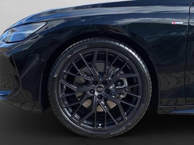 Audi A6 Avant Quattro S-Tronic