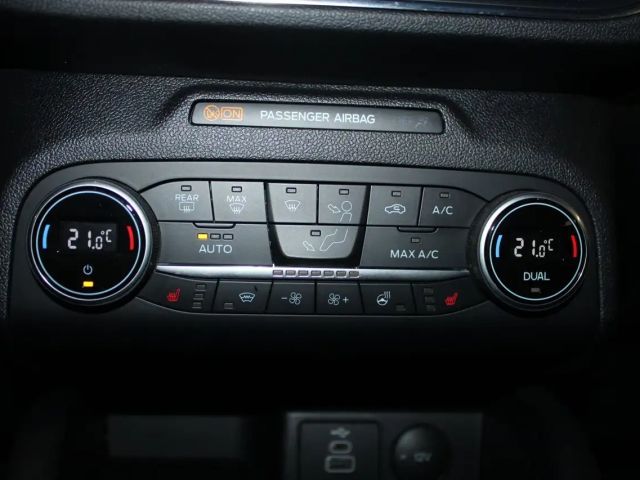 Ford Kuga Plug in Hybrid Titanium