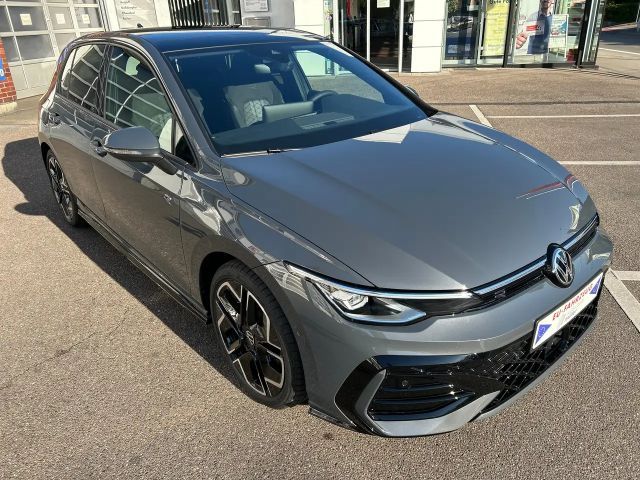 Volkswagen Golf 2.0 TDI DSG R-Line