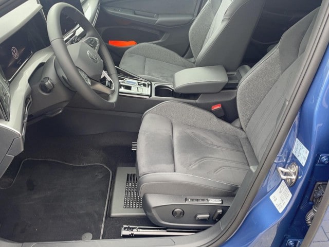 Volkswagen Golf 1.5 eTSI DSG Golf VIII