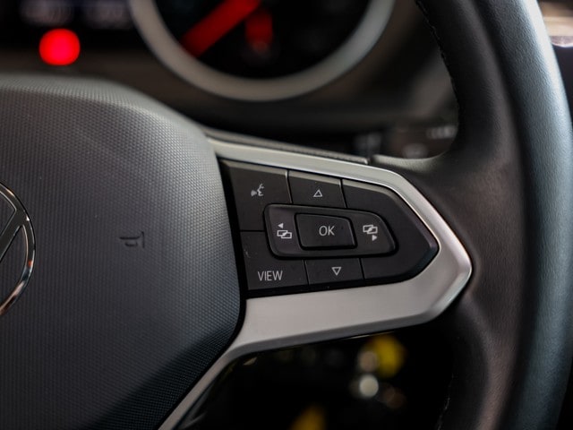 Volkswagen Tiguan Tiguan 1,5 TSI LED PDC LMR DAB+ Sitzheizg.