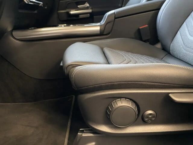 Mercedes-Benz B 180 Progressive