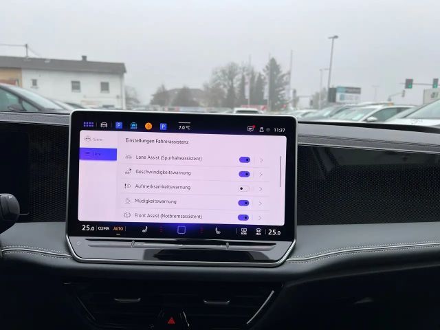 Volkswagen Passat ACT Business DSG Variant