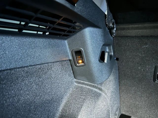 Volkswagen Golf 1.5 eTSI DSG