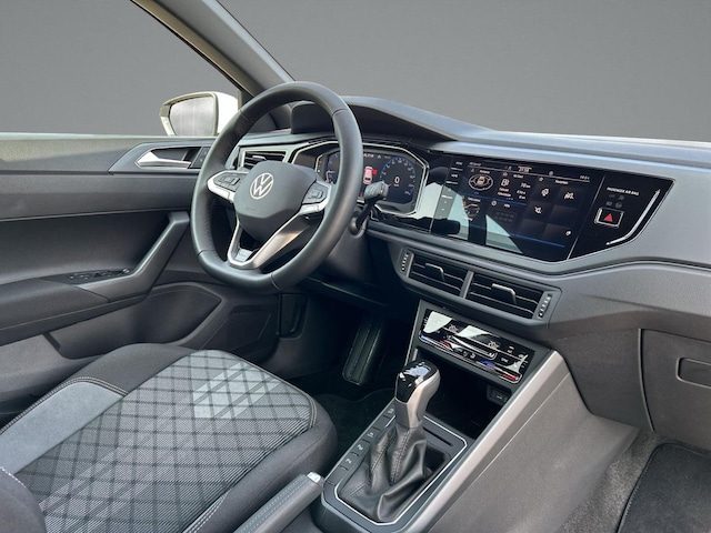 Volkswagen Polo 1.0 TSI DSG R-Line