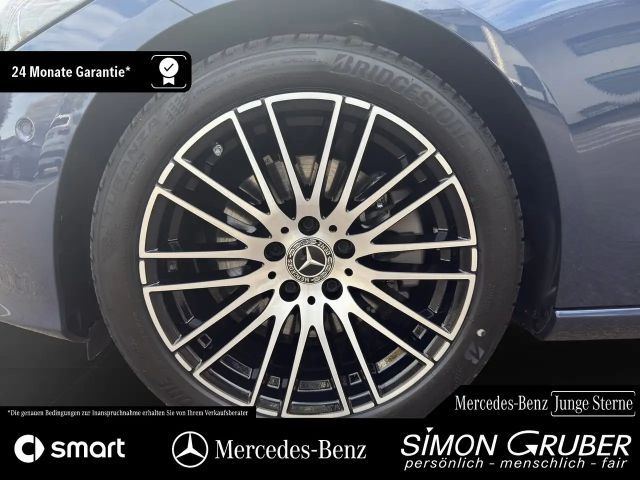 Mercedes-Benz C 200 AVANTGARDE C 200 d Sedan