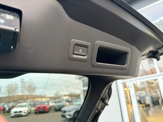 Mazda 3 Exclusive-line SkyActiv