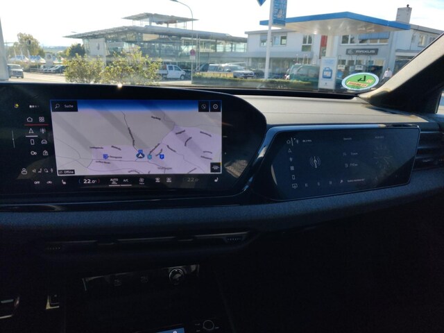 Audi A6 Avant Quattro S-Tronic