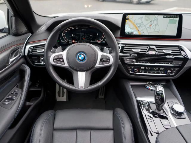 BMW 530 530e M-Sport xDrive