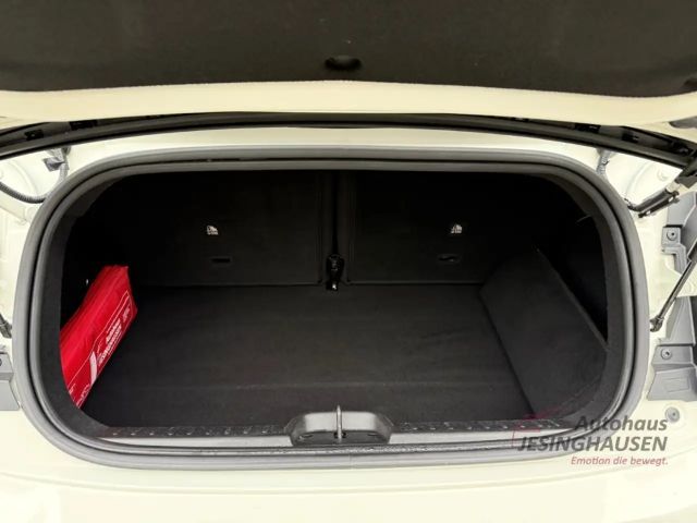 Fiat 500e +Rückfahrkam.+Klimaaut.+Keyless+Tempomat