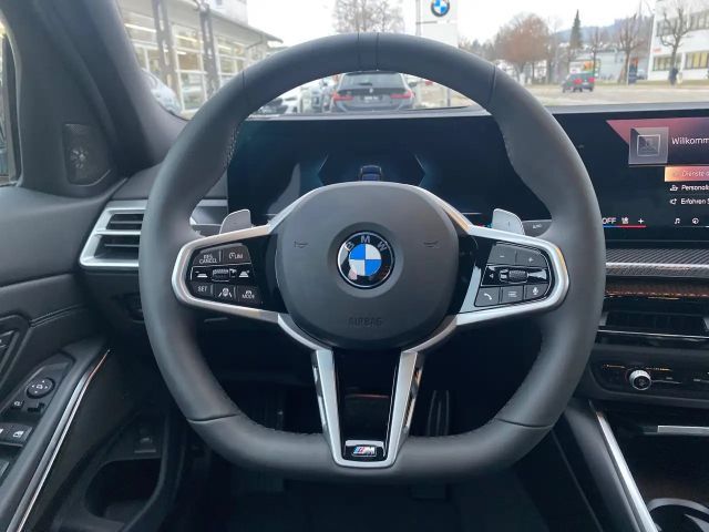 BMW 330 330d M-Sport Sedan xDrive