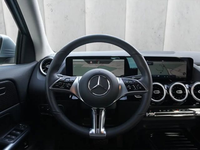 Mercedes-Benz GLA 180 Progressive