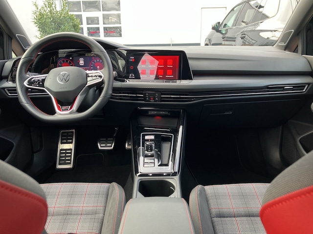 Volkswagen Golf DSG Golf VIII Plus Style