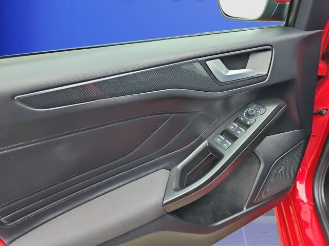 Ford Focus ST Line Wagon