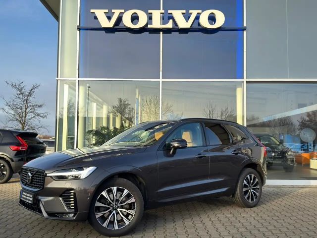 Volvo XC60 AWD Dark Plus