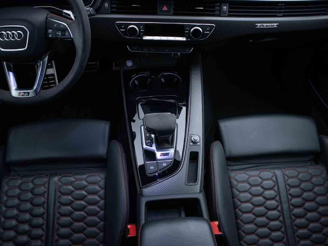 Audi RS4 Avant Quattro