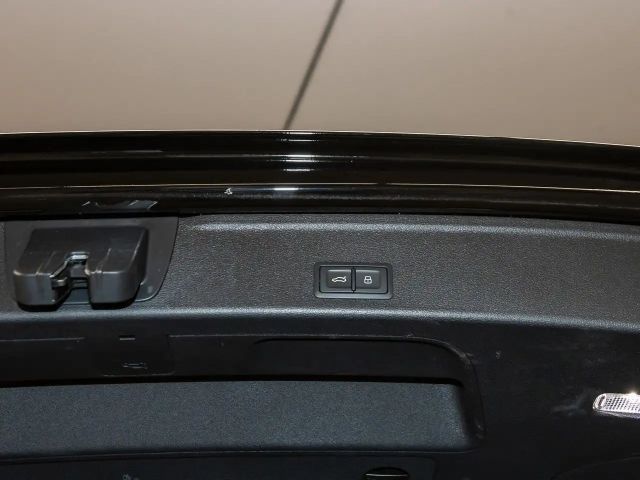 Audi A4 35 TFSI S-Line