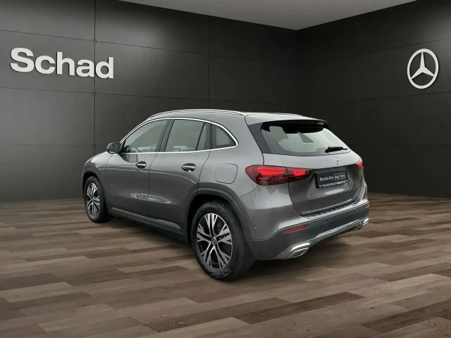 Mercedes-Benz GLA 220 4MATIC GLA 220 d