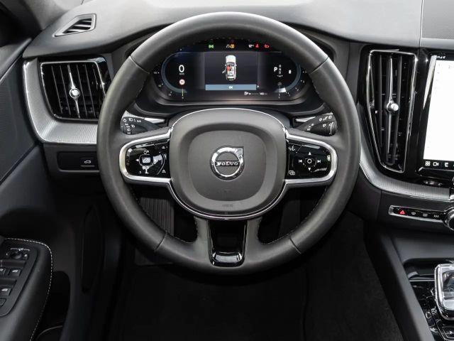 Volvo XC60 Dark Plus