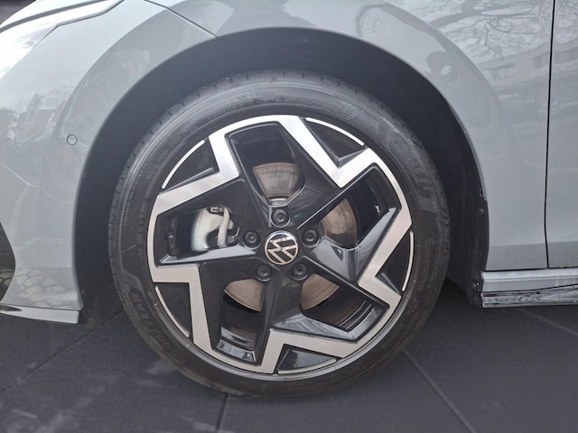 Volkswagen Golf 2.0 TDI DSG R-Line Variant