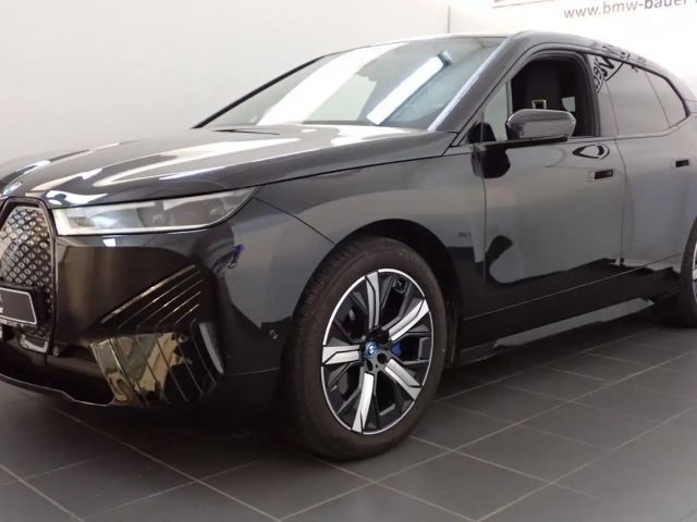 BMW iX xDrive50