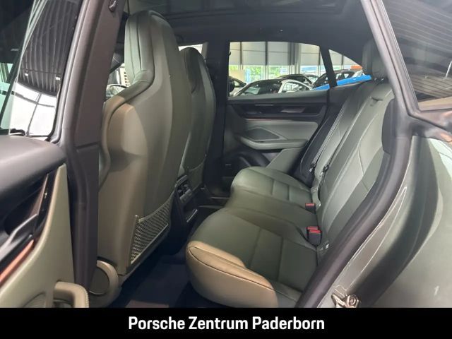 Porsche Macan InnoDrive Head-Up BOSE Luftfederung 22-Zoll