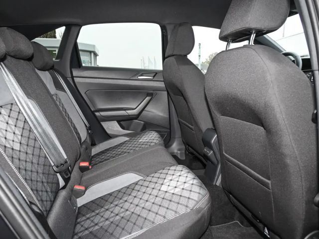 Volkswagen Taigo 1.5 TSI DSG R-Line