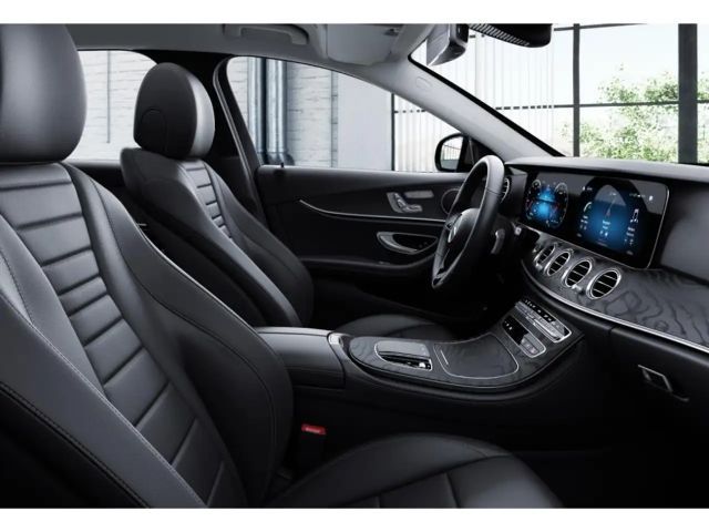 Mercedes-Benz E 200 AVANTGARDE EXCLUSIVE Sedan