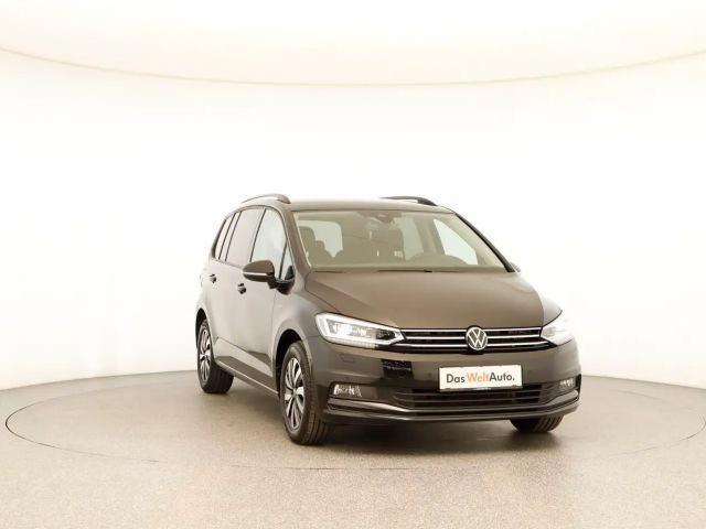 Volkswagen Touran DSG Life