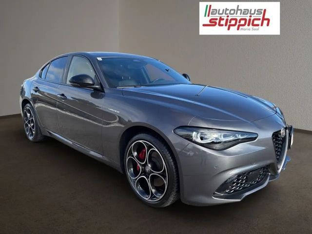 Alfa Romeo Giulia AT8 Q4 Veloce