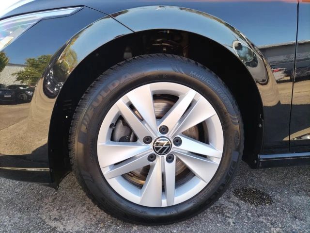 Volkswagen Golf DSG Golf VIII Life Variant