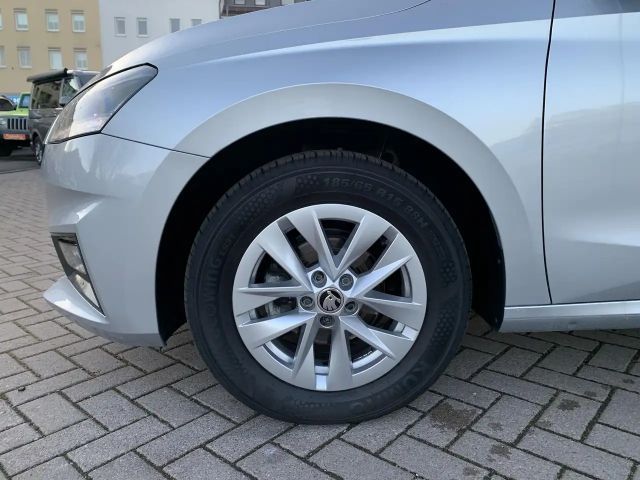 Skoda Fabia 1.0 TSI Selection